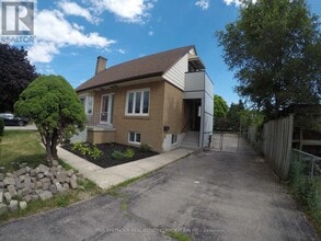 Building Photo - 67 Cartwright Ave