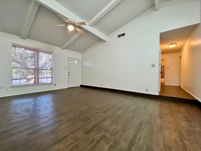 Building Photo - 9107 Rockcrest Circle