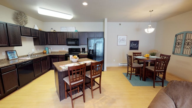 2 Bedroom - Stonebridge Town Homes