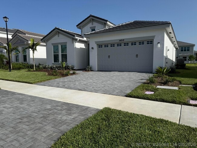 Building Photo - 14212 Spruce Pne Dr