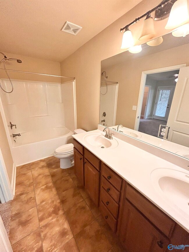 Building Photo - 4955 Montauk Trail SE