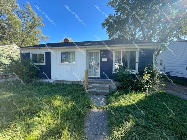 Building Photo - 2319 Santa Barbara Dr