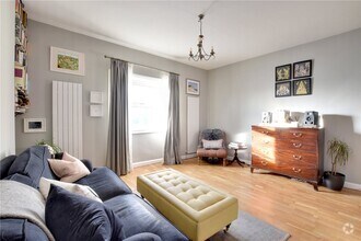 Building Photo - 450 Dollar Ave