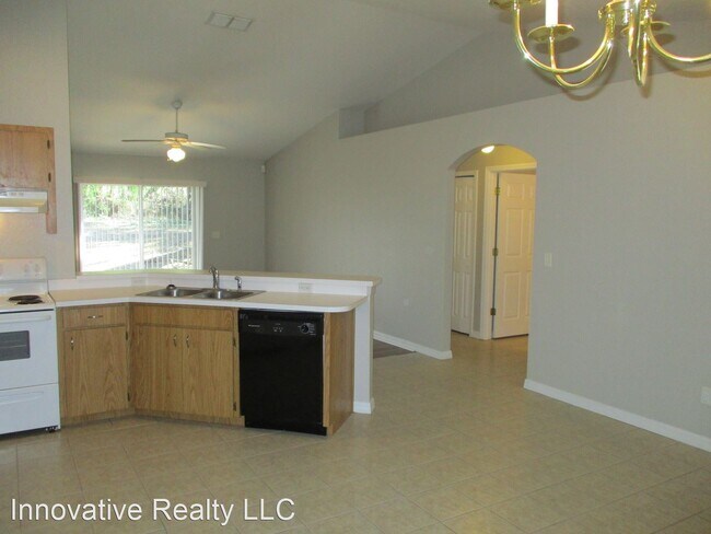 Foto del edificio - 4 br, 2.5 bath House - 5413 Rose Ave.