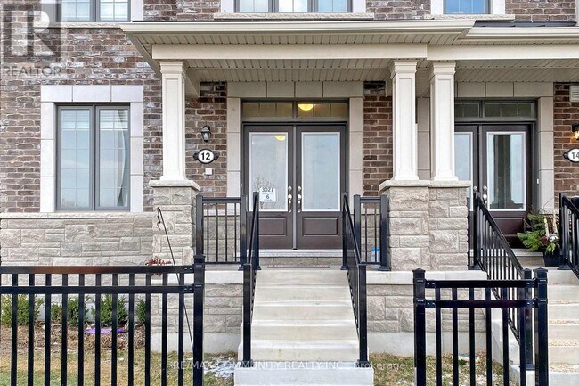 Building Photo - 12 Fiesta Way