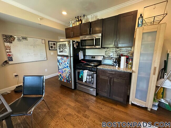 Foto del edificio - 2973 Washington St