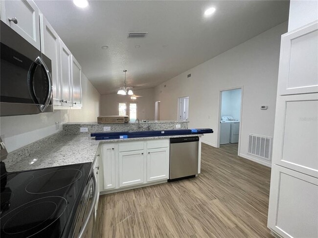 Building Photo - 6950 S Aloysia Ave