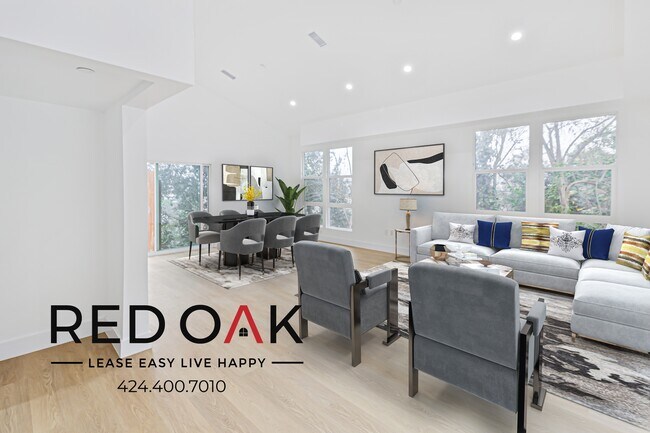 Foto del edificio - Stunning New Two Bedroom Featuring Vaulted...