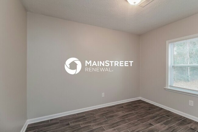 Foto del edificio - 2 Bedroom Pet-Friendly Home in Charlotte, ...