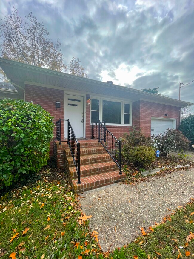 Foto del edificio - 29 Westbrook Dr