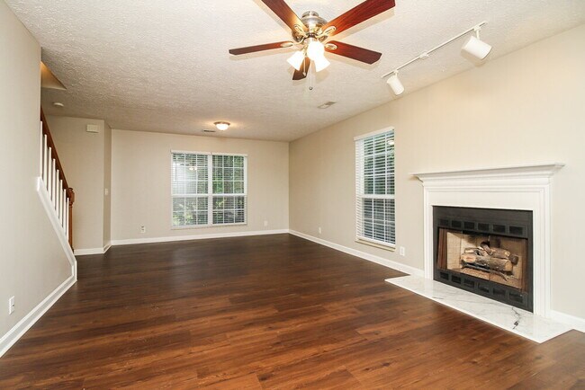 Foto del edificio - 3112 Chambley Ct