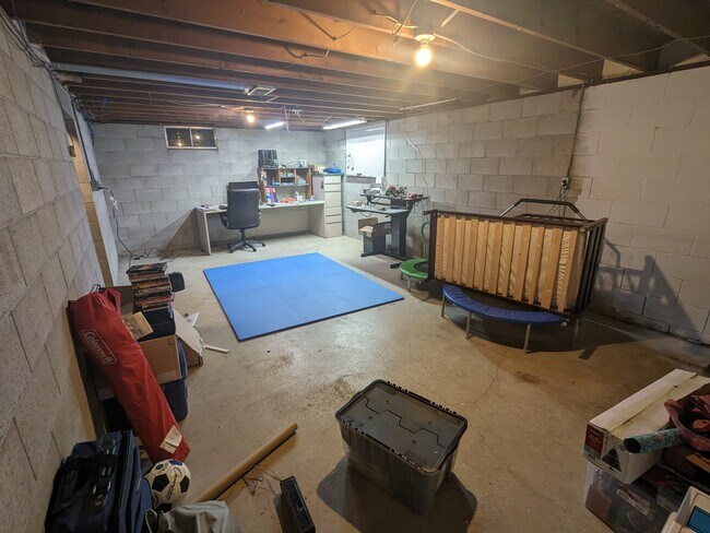 basement 1 - 15277 Mercury Dr