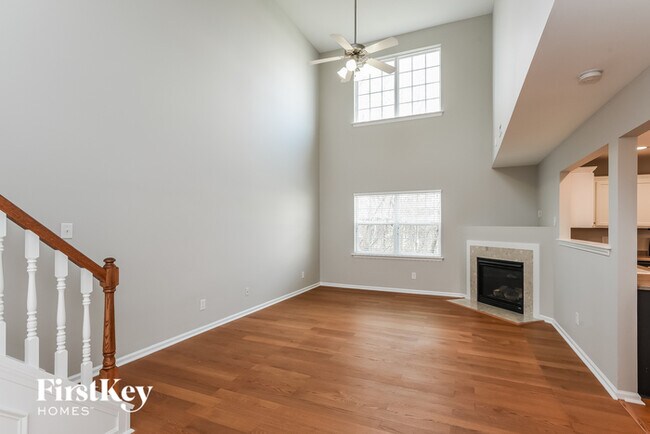 Foto del edificio - 1929 Sterling Hill Dr