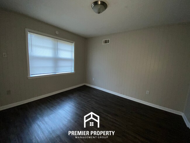 Foto del edificio - 4236 Trudy St