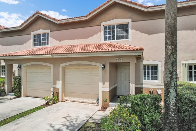 Photo - 6599 Old Farm Trail Townhome