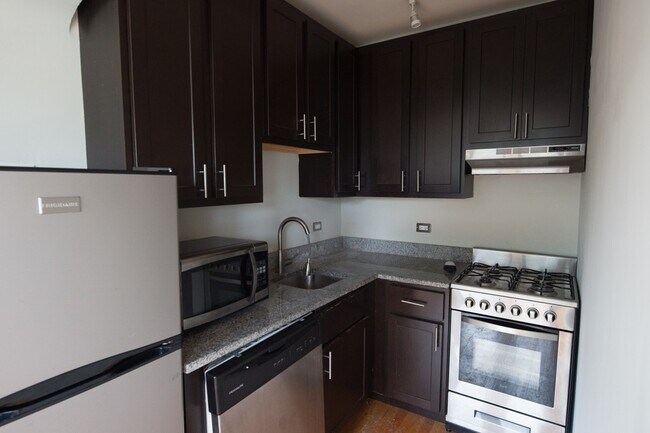 Foto del edificio - 4742 N Hermitage Ave