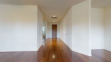 Building Photo - 28635 Cranford Sage Ln