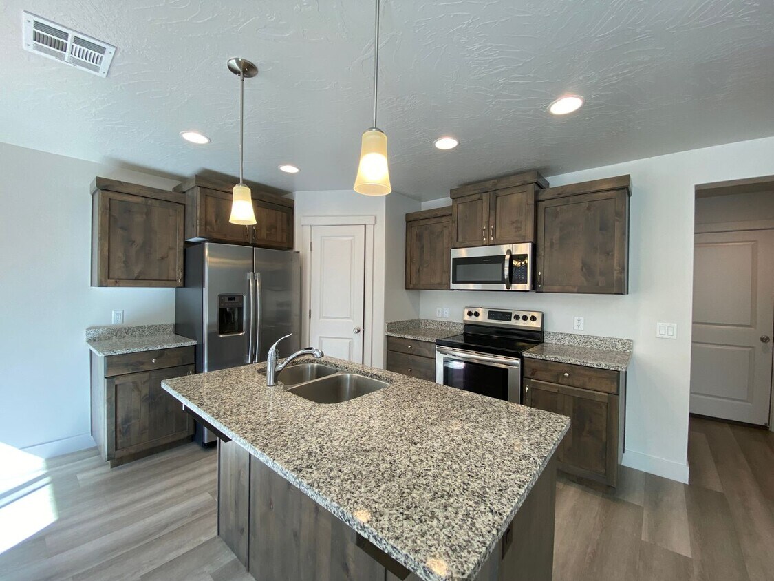 3103 S Relic Ridge Dr, St. UT 84790 House Rental in St