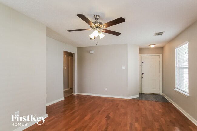Building Photo - 916 Wilaby Ln