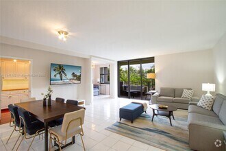 Building Photo - 181 Crandon Blvd