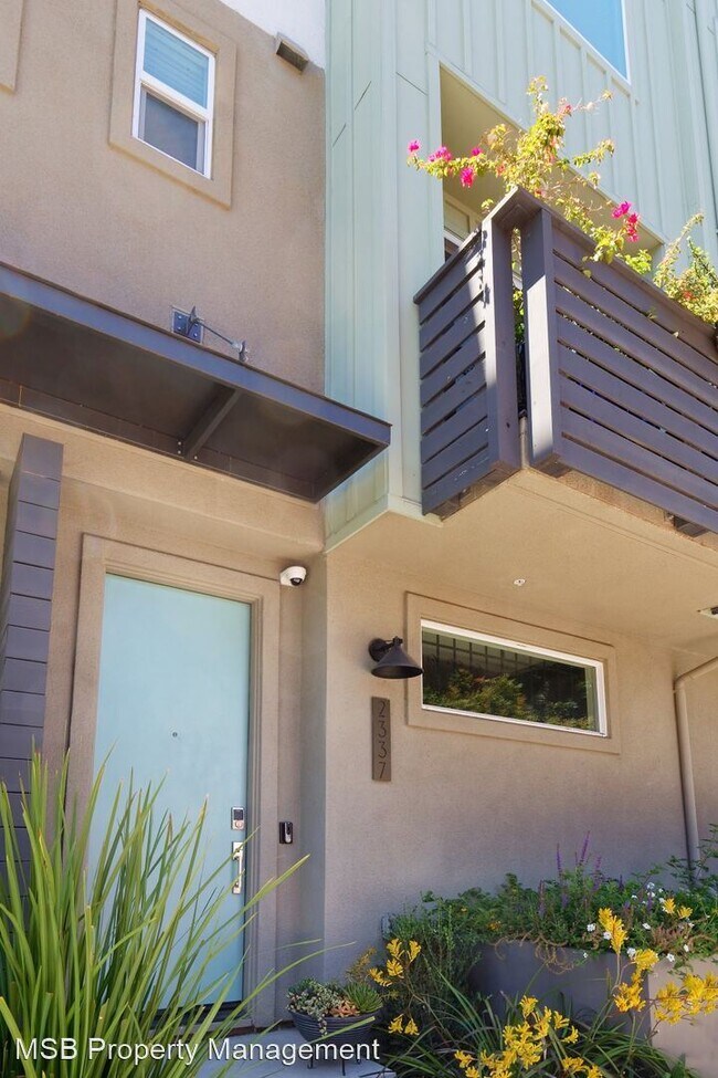 Foto del edificio - 2 br, 2.5 bath House - 2337 Myrtle Street
