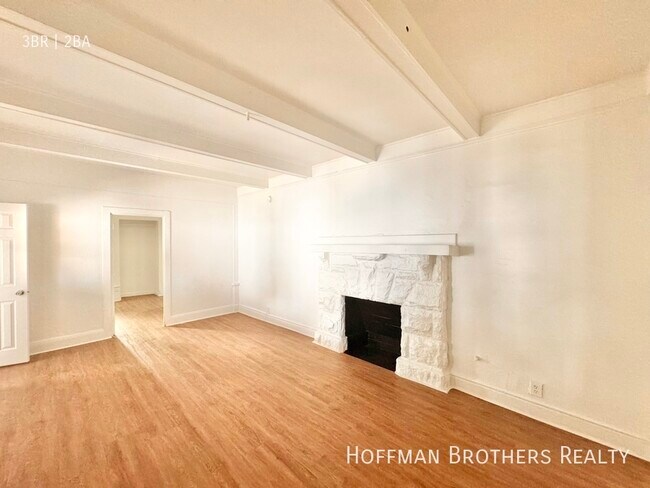 Foto del edificio - 617 S Soto St