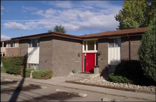 Building Photo - Twin Peaks Apartments