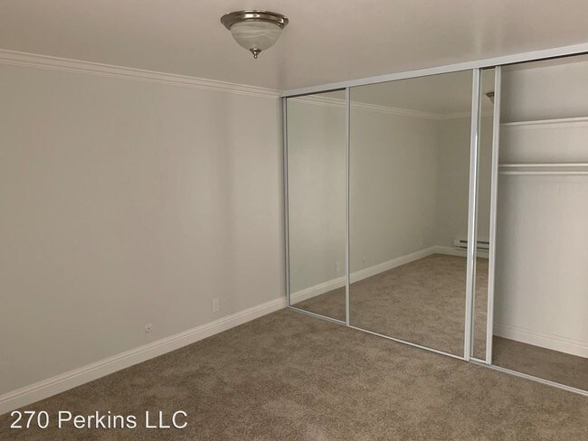 Building Photo - 480 3rd St