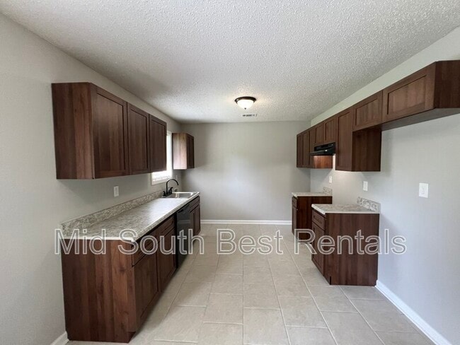 Building Photo - 3275 Markley St