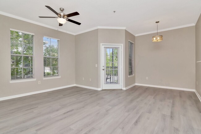 Foto del edificio - Newly Remodeled - Luxury 1 Bedroom 1 Bath