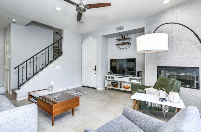 Foto del edificio - 431 Copper Canyon Rd