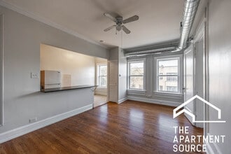 Building Photo - 2712 N Milwaukee Ave