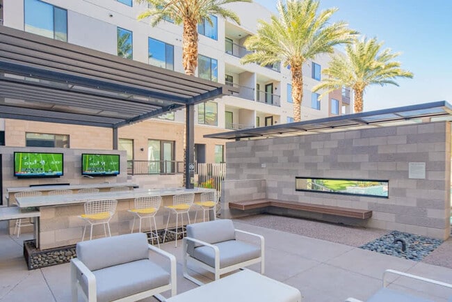 Foto del edificio - 701 W Rio Salado Pkwy