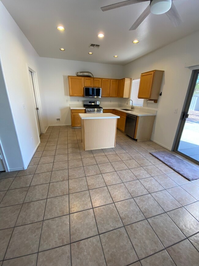 Foto del edificio - 9274 W Sheridan St