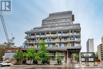 Building Photo - 68 Merton St