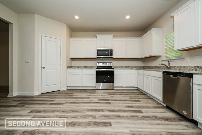 Building Photo - 340 Oliver Dr