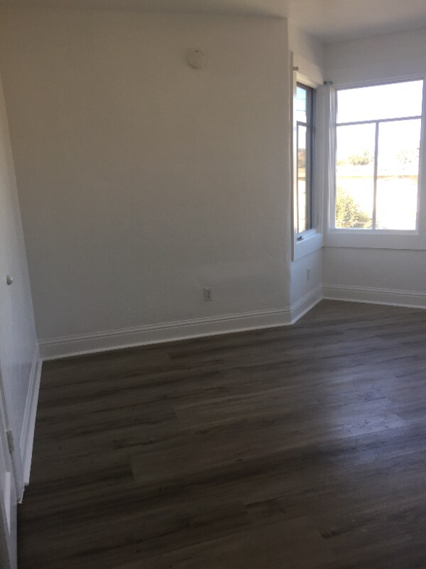100 San Bruno Ave Unit 9, Brisbane, CA 94005 Room for Rent in