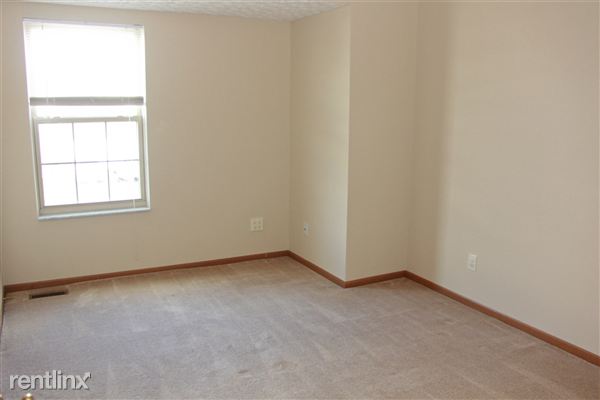 Building Photo - 4846 Vantage Way