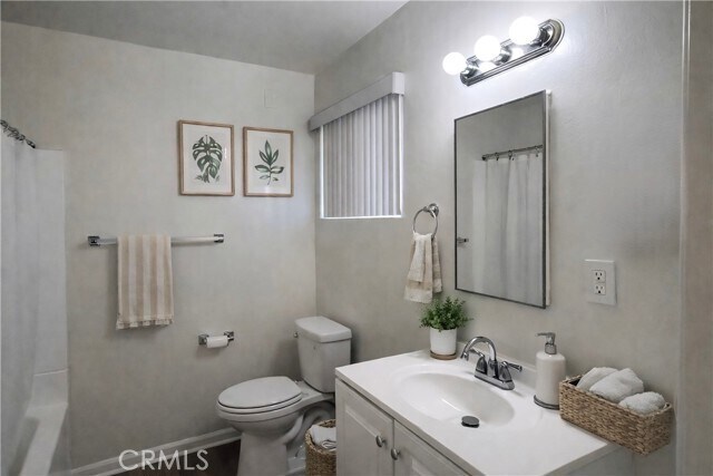 Foto del edificio - 12437 Harris Ave