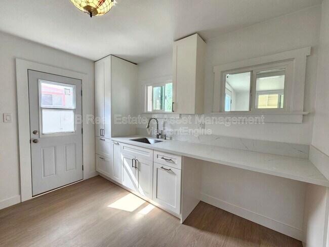 Foto del edificio - 635 4th St