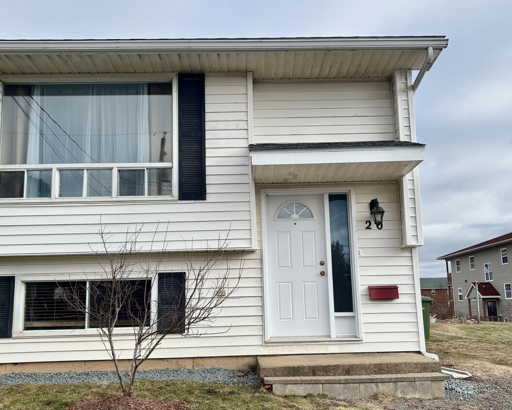 Primary Photo - SPACIOUS THREE BEDROOM DUPLEX IN COLE HARBOUR