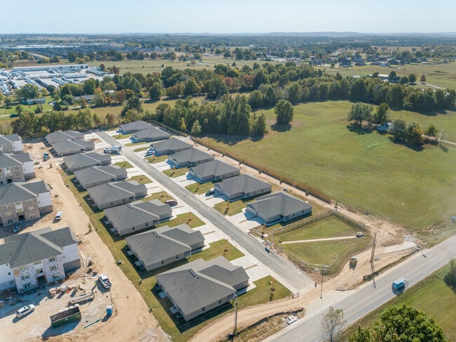 Building Photo - The Reserve at Tontitown