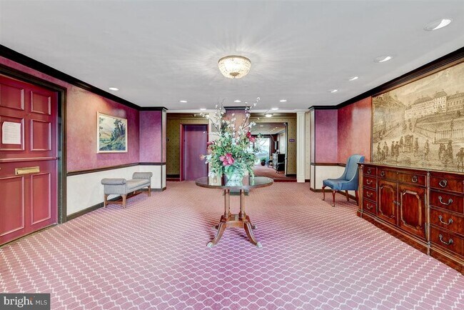 Foto del edificio - 1300 S Arlington Ridge Rd