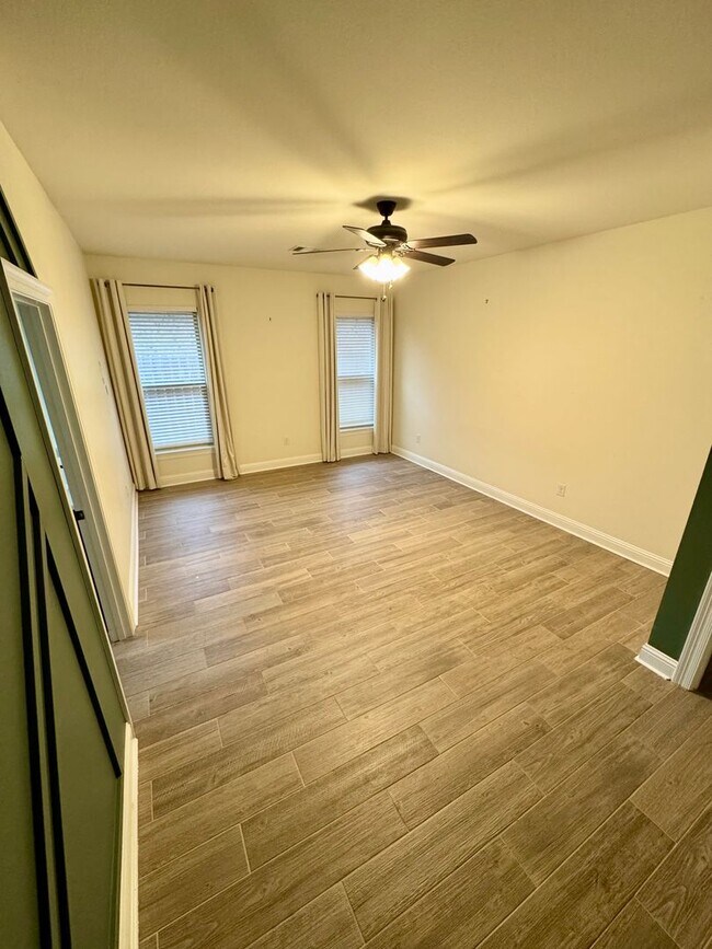 Foto del edificio - Willow Heights Home!