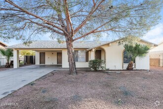 Building Photo - 7719 W Clayton Dr