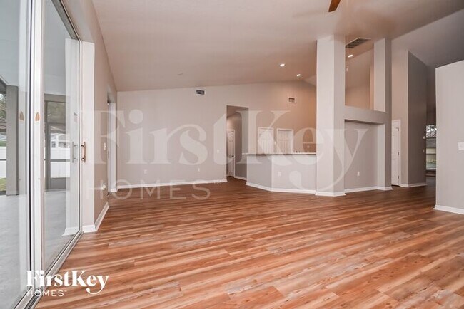 Foto del edificio - 4527 Gentrice Dr