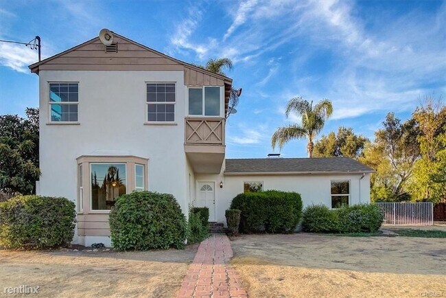 Building Photo - 3 br, 2 bath House - 10847 Balboa Blvd