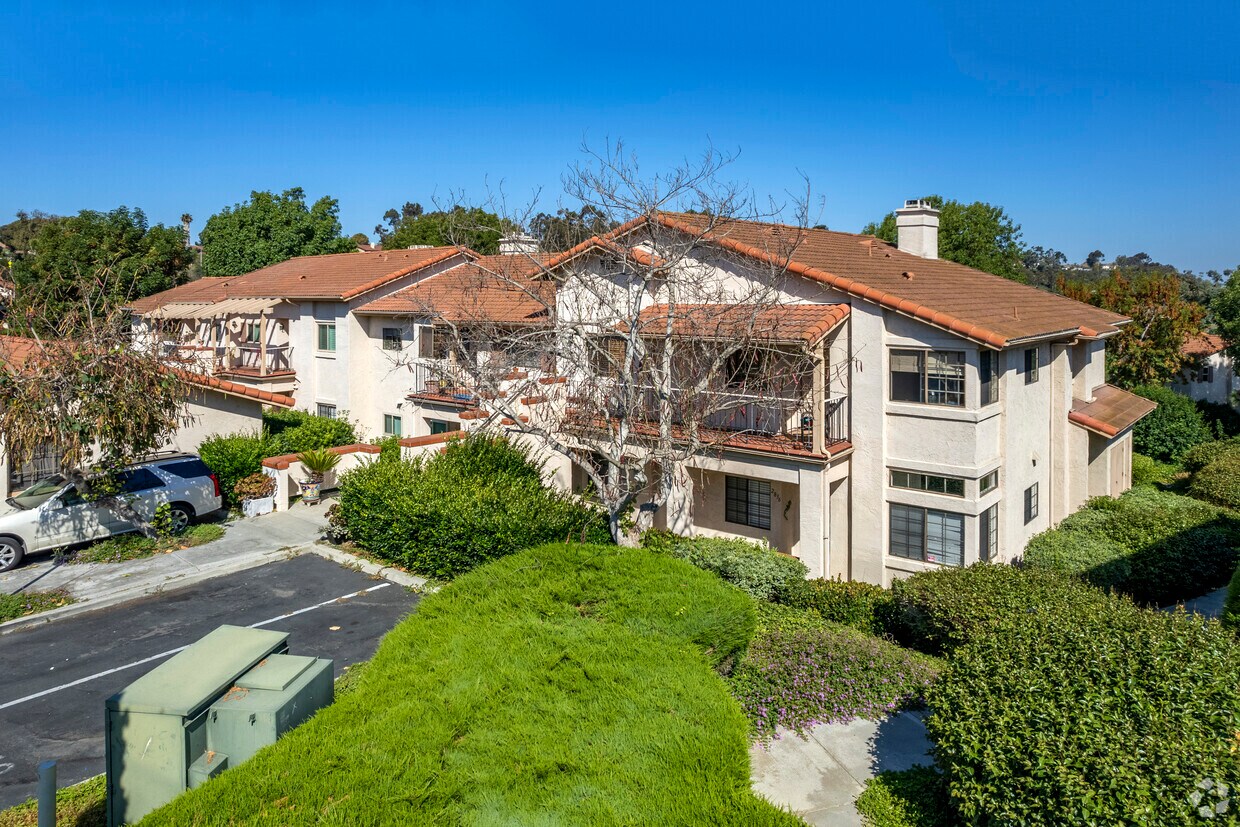 The Villas of Calavera Hills Apartments in Carlsbad, CA