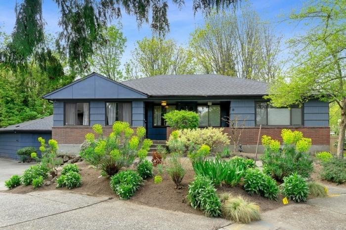 Foto principal - 0 bedroom in Seattle WA 98177