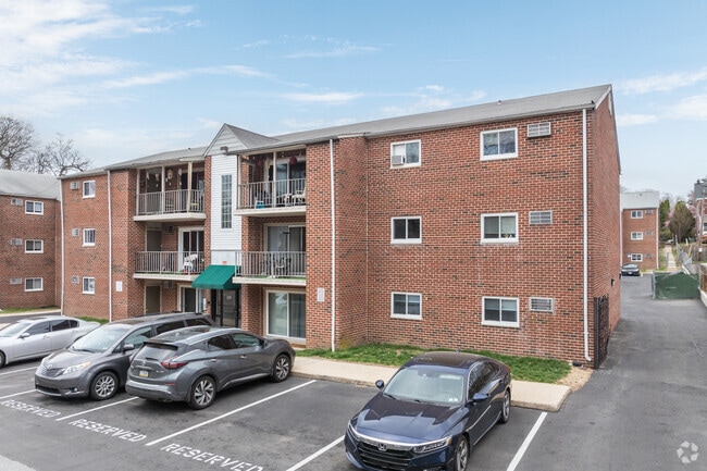 Building Photo - Waverly Apartments